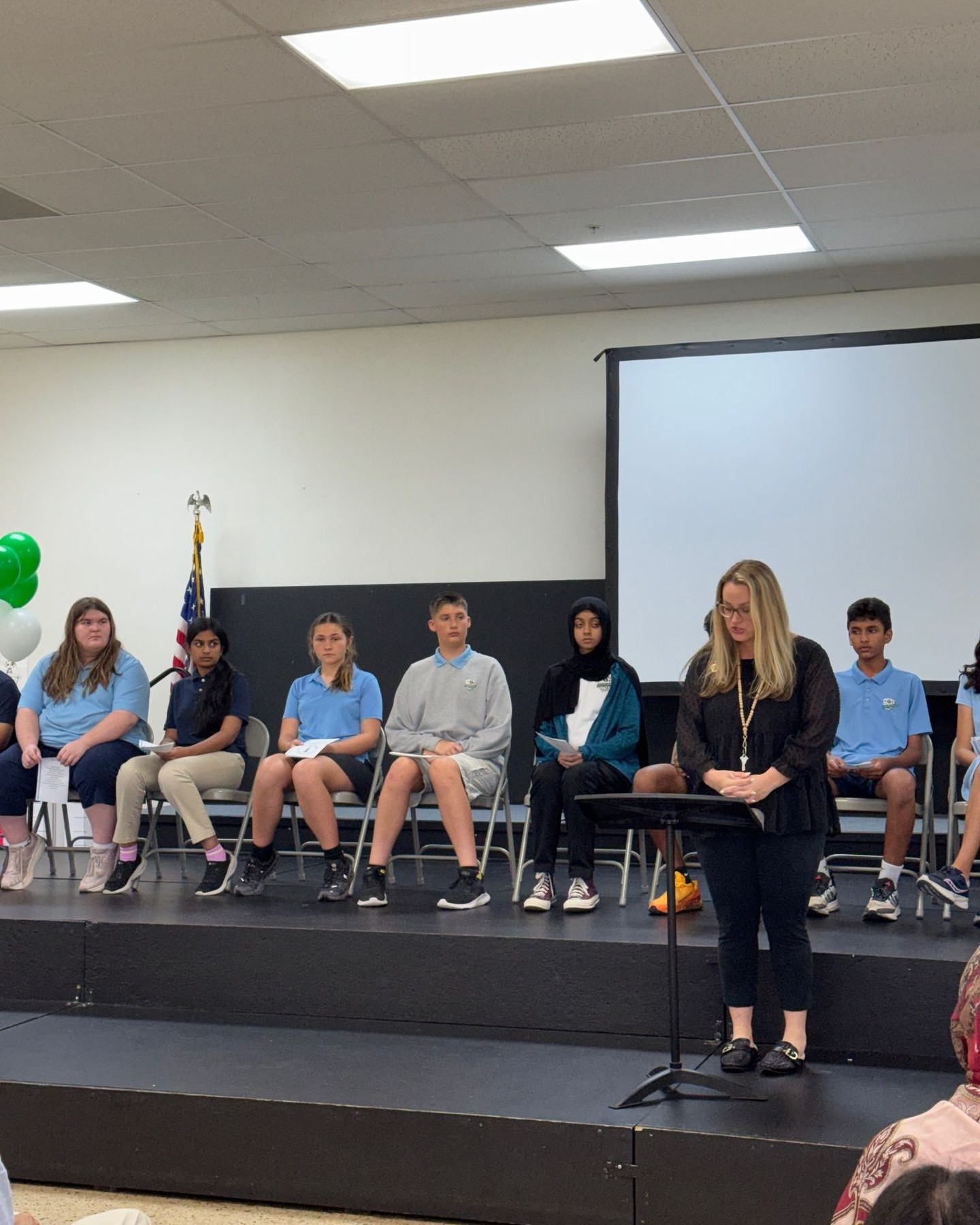 NJHS inductees with faculty